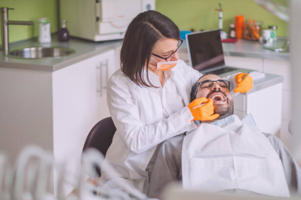 Best Emergency Gum Pain Relief  in Rancho Mirage, CA